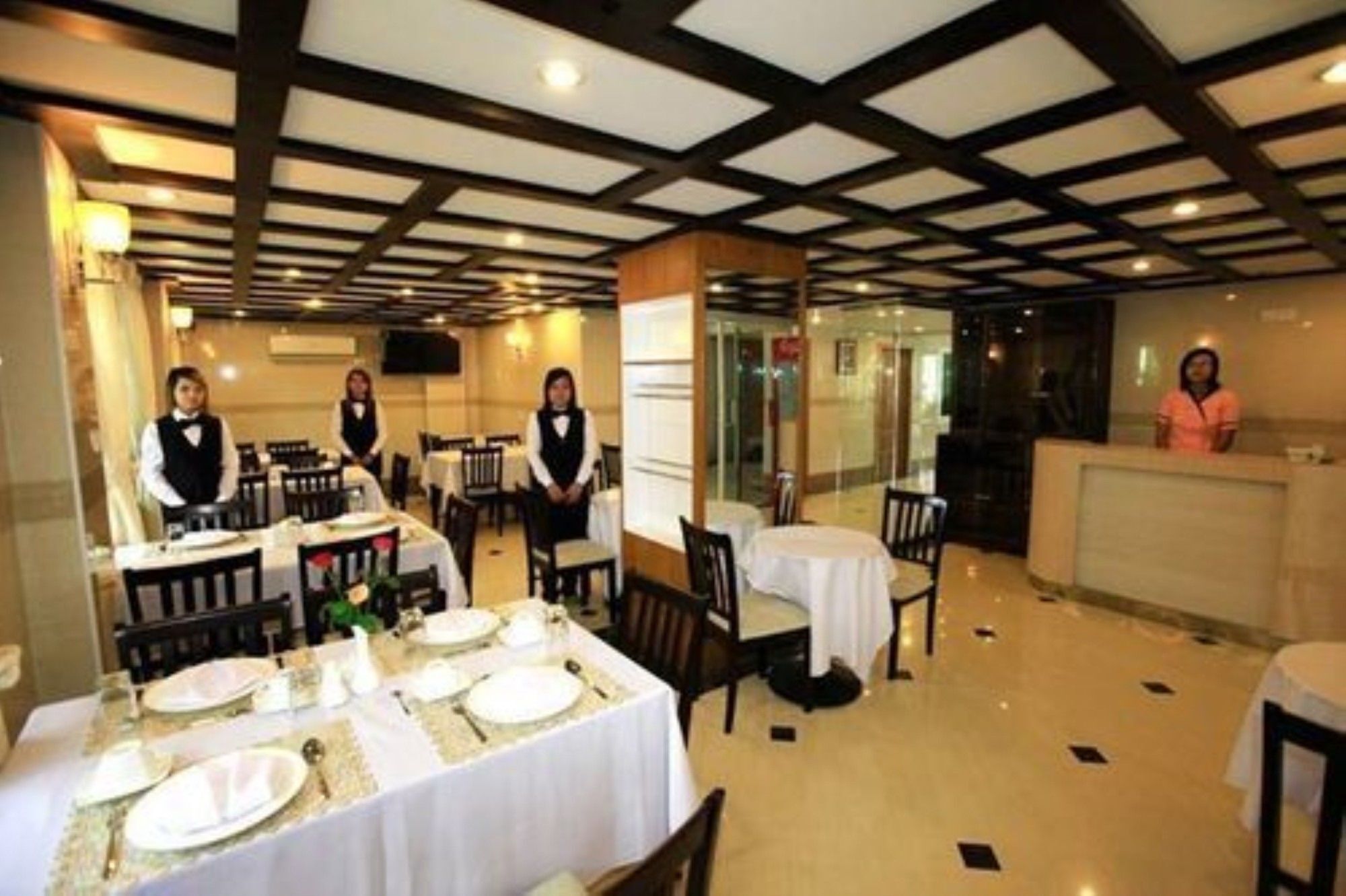 Hotel Novel Yangon Dış mekan fotoğraf