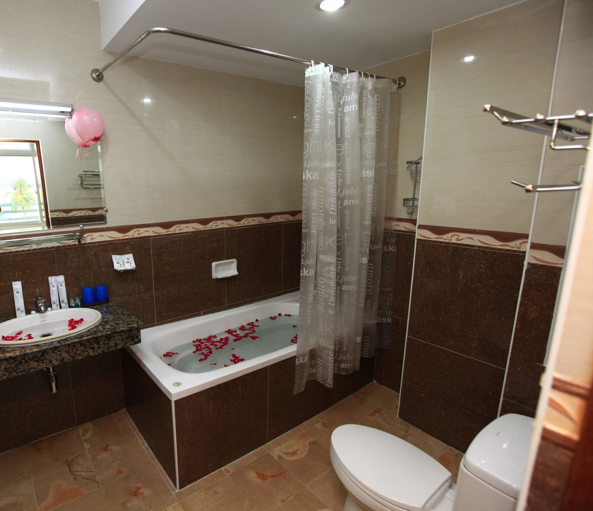 Hotel Novel Yangon Dış mekan fotoğraf