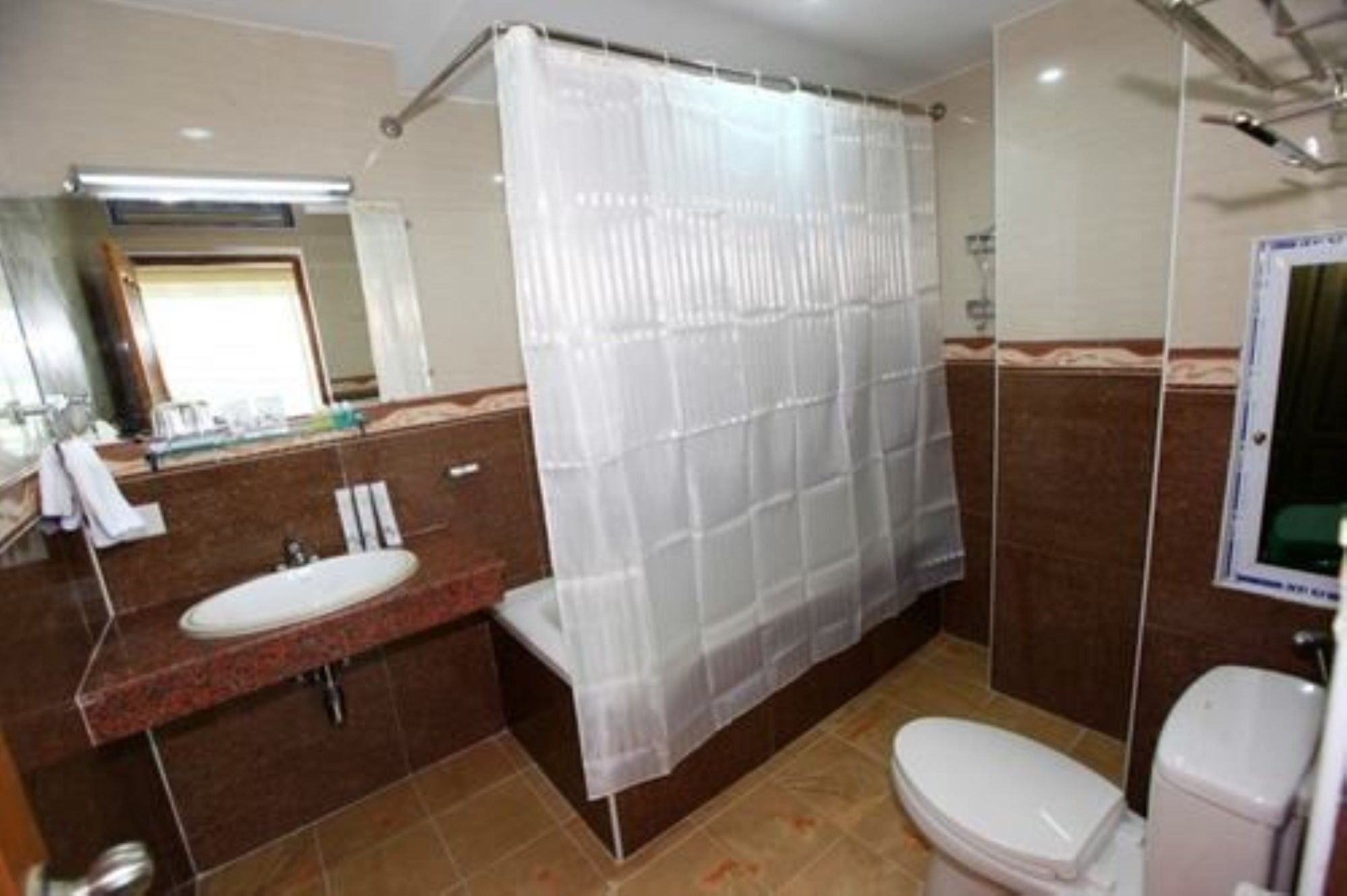 Hotel Novel Yangon Dış mekan fotoğraf