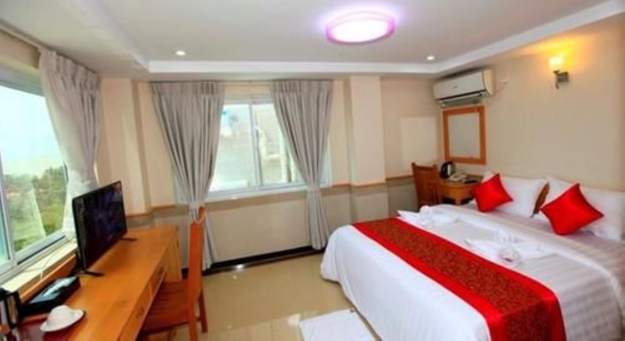 Hotel Novel Yangon Dış mekan fotoğraf