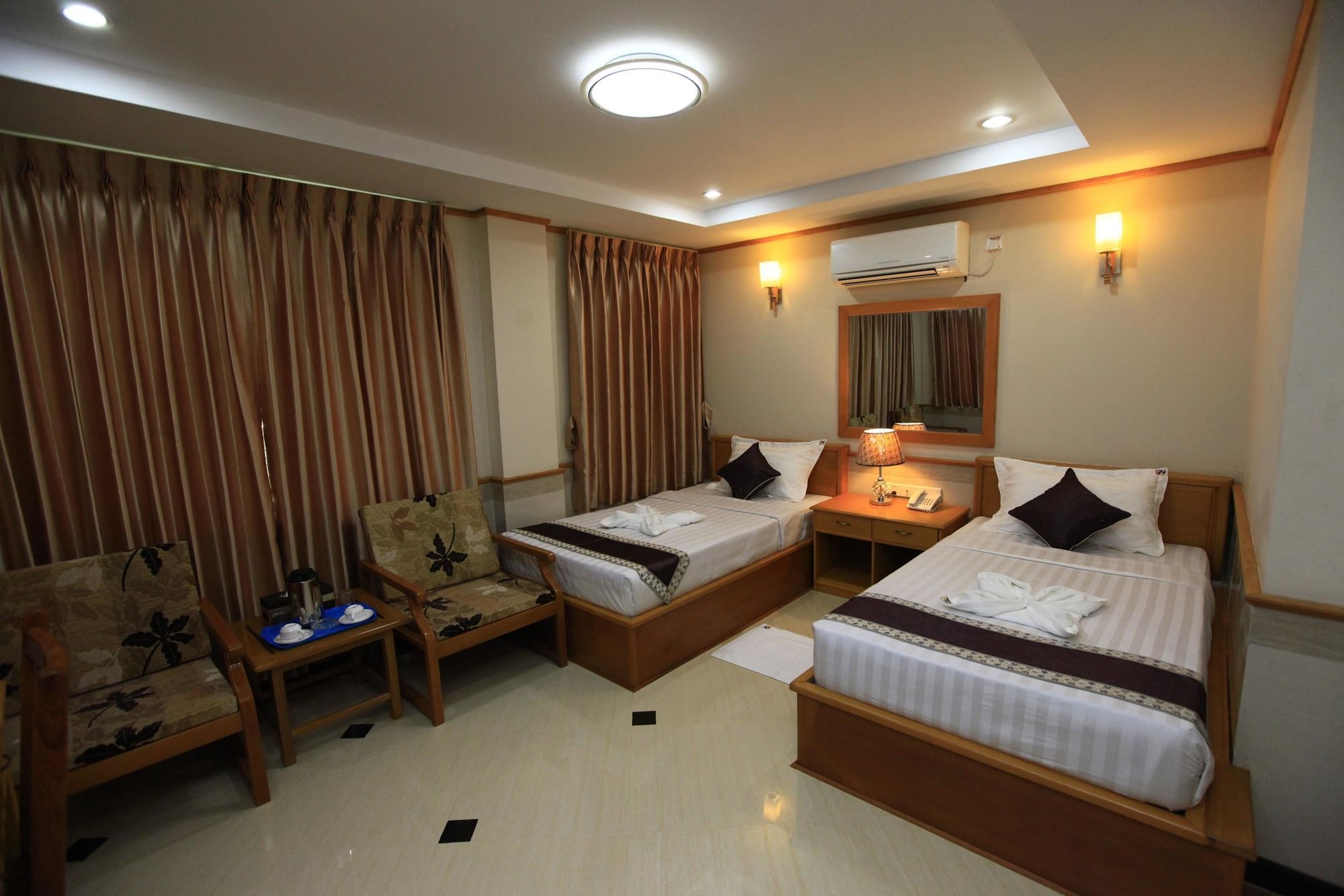 Hotel Novel Yangon Dış mekan fotoğraf
